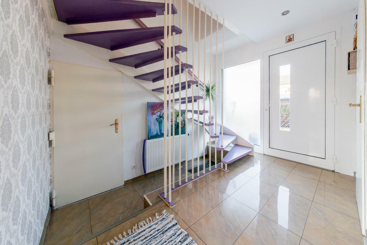Вилла Private House Ганновер Экстерьер фото